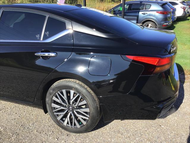 2023 Nissan Altima SV FWD