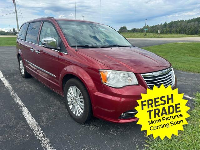 2014 Chrysler Town and Country Limited