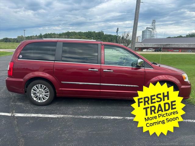 2014 Chrysler Town and Country Limited