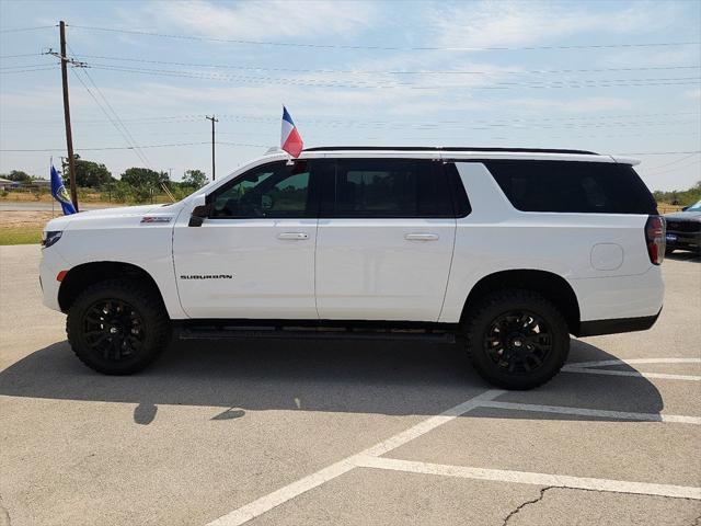 2023 Chevrolet Suburban 4WD Z71