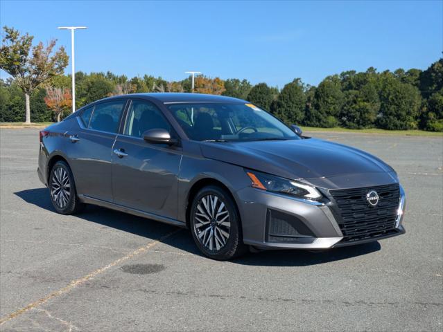 2023 Nissan Altima SV FWD