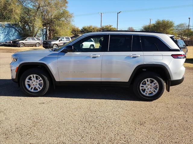 2025 Jeep Grand Cherokee GRAND CHEROKEE LAREDO 4X2