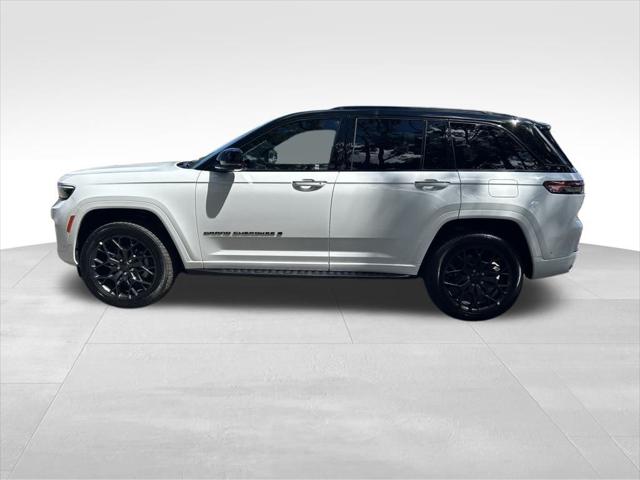 2025 Jeep Grand Cherokee GRAND CHEROKEE SUMMIT 4X4