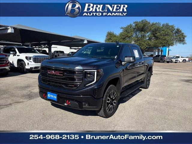 2023 GMC Sierra 1500 4WD Crew Cab Short Box AT4