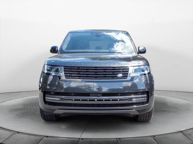 2025 Land Rover Range Rover P530 SE