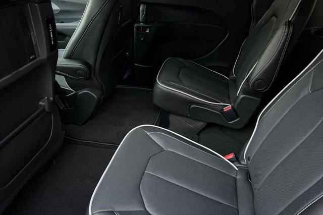 2026 Chrysler Pacifica Pacifica Limited