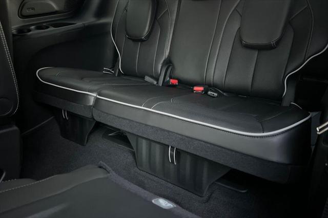 2026 Chrysler Pacifica Pacifica Limited