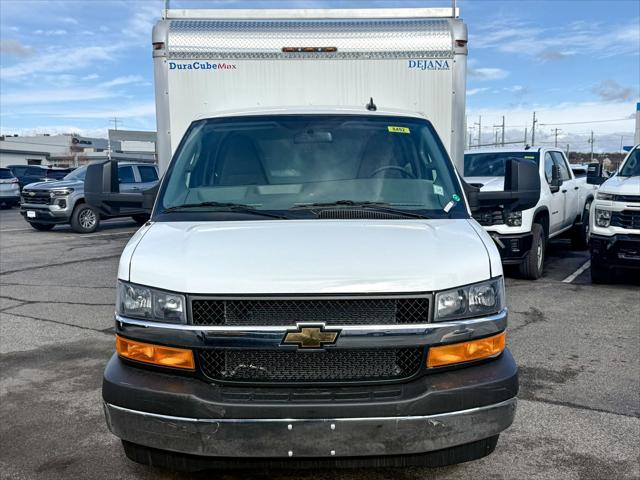 2025 Chevrolet Express Cutaway Work Van