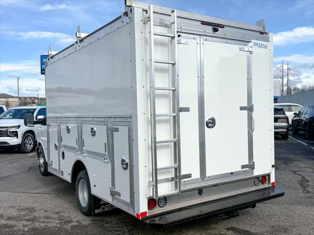 2025 Chevrolet Express Cutaway Work Van