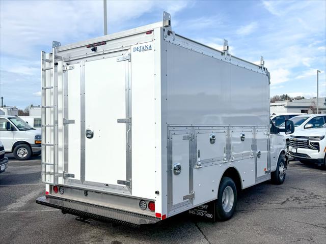 2025 Chevrolet Express Cutaway Work Van