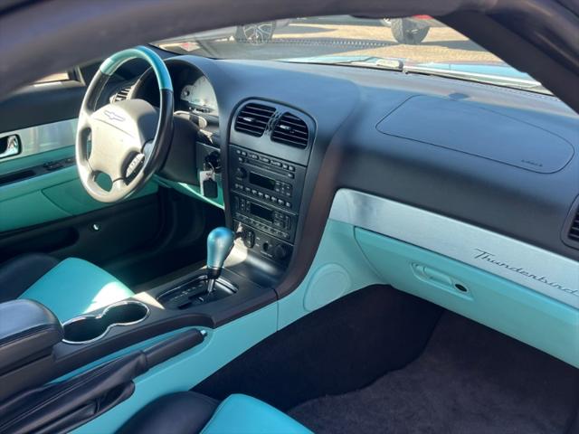 2002 Ford Thunderbird w/Hardtop Premium