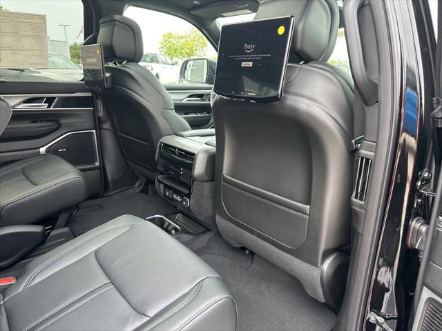 2025 Jeep Wagoneer Series II Carbide 4x4