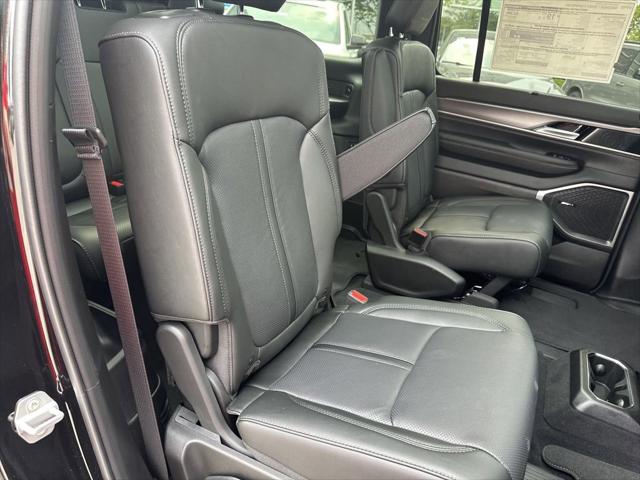 2025 Jeep Wagoneer Series II Carbide 4x4
