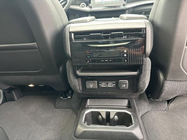 2025 Jeep Wagoneer Series II Carbide 4x4
