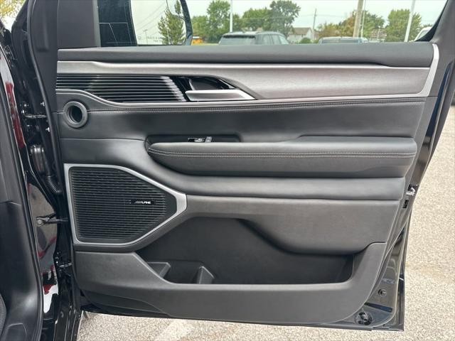 2025 Jeep Wagoneer Series II Carbide 4x4