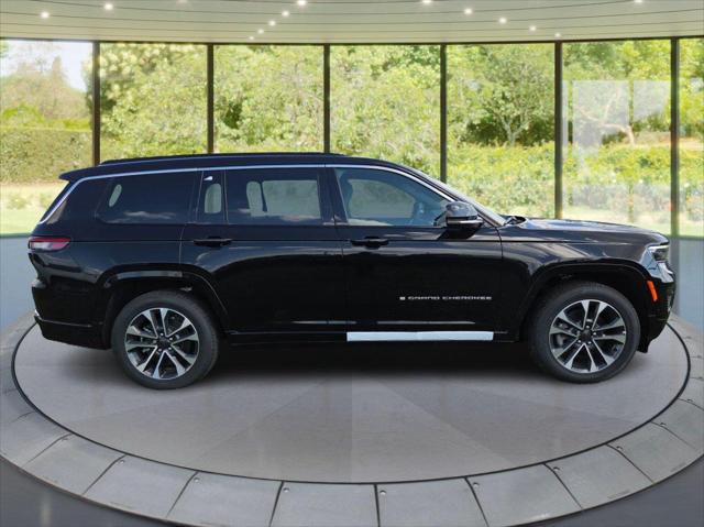 2025 Jeep Grand Cherokee GRAND CHEROKEE L OVERLAND 4X4 2025 Jeep Grand Cherokee GRAND CHEROKEE L OVERLAND 4X4