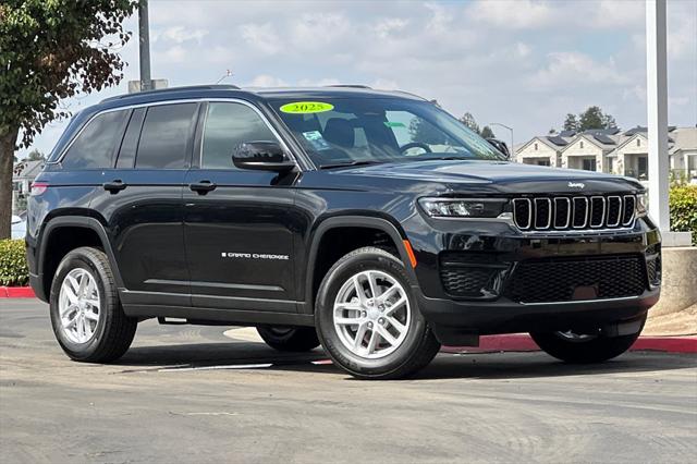 2025 Jeep Grand Cherokee GRAND CHEROKEE LAREDO X 4X2
