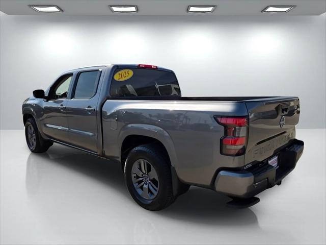 2025 Nissan Frontier Crew Cab Long Bed SV 4x2