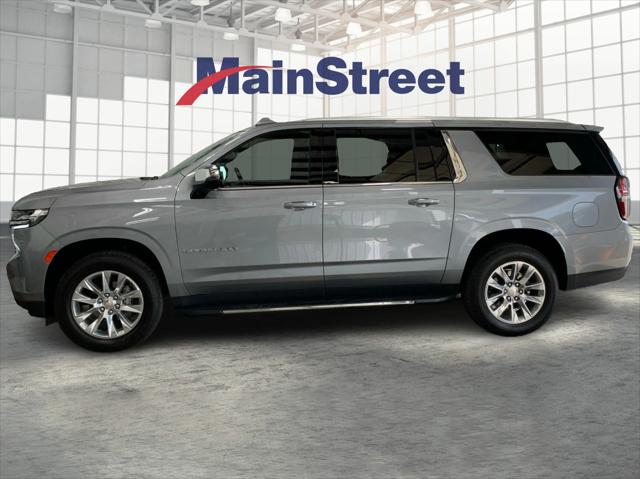 2023 Chevrolet Suburban 4WD Premier