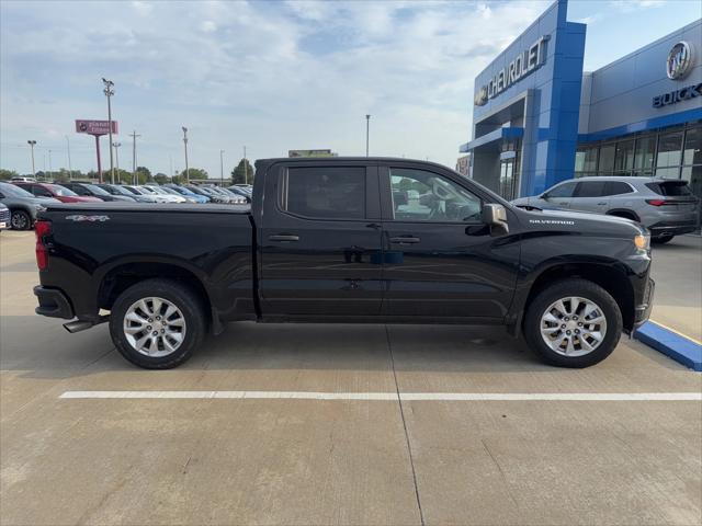 2020 Chevrolet Silverado 1500 4WD Crew Cab Short Bed Custom