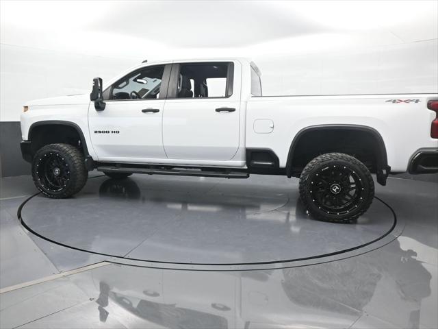 2022 Chevrolet Silverado 2500HD 4WD Crew Cab Standard Bed Custom