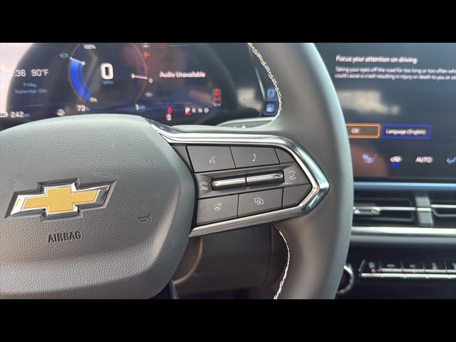 2025 Chevrolet Equinox LT 2