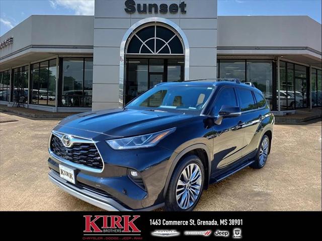 2021 Toyota Highlander Platinum 2021 Toyota Highlander Platinum