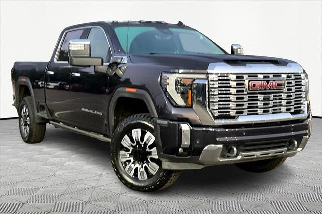 2024 GMC Sierra 2500HD 4WD Crew Cab Standard Bed Denali