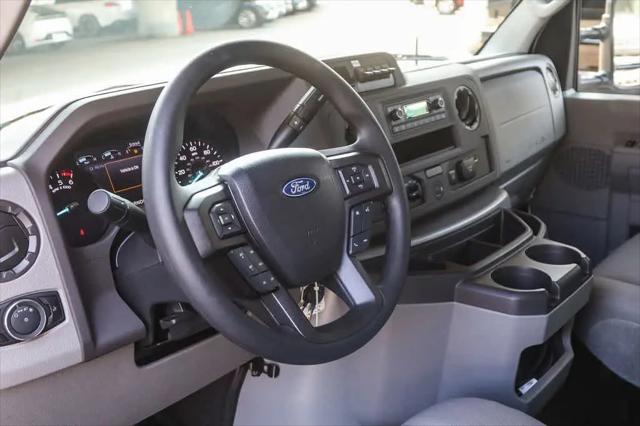 2026 Ford E-350 Cutaway E-Series Cutaway