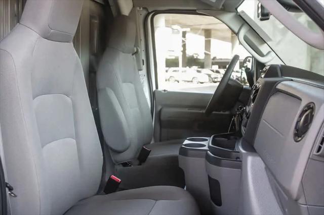 2026 Ford E-350 Cutaway E-Series Cutaway