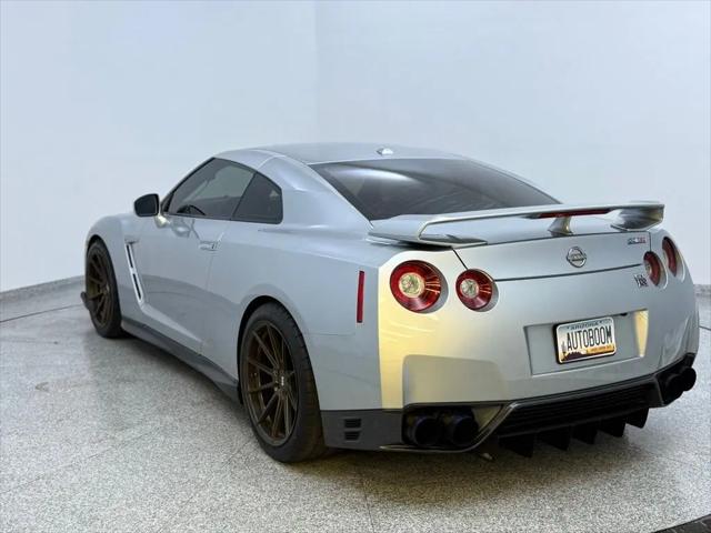 2015 Nissan GT-R Premium