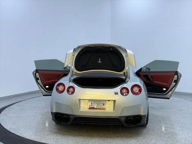 2015 Nissan GT-R Premium