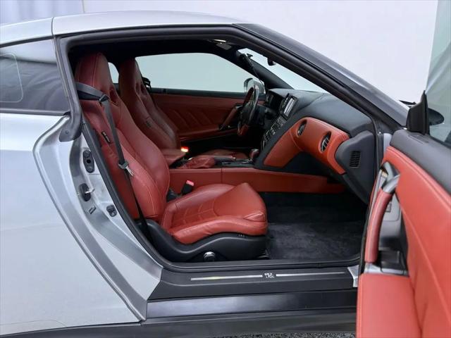 2015 Nissan GT-R Premium