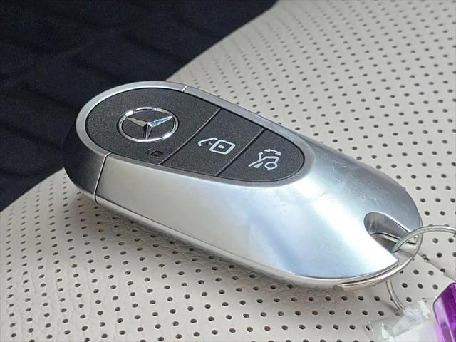 2026 Mercedes-Benz E-CLASS E 300 CLE 300