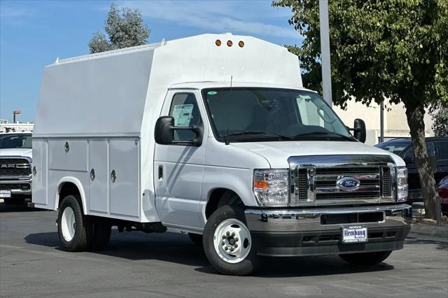 2025 Ford E-350 Cutaway E-Series Cutaway