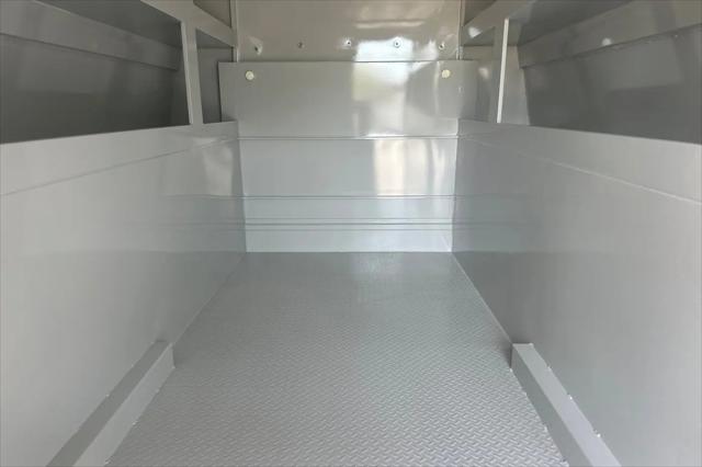 2025 Ford E-350 Cutaway E-Series Cutaway
