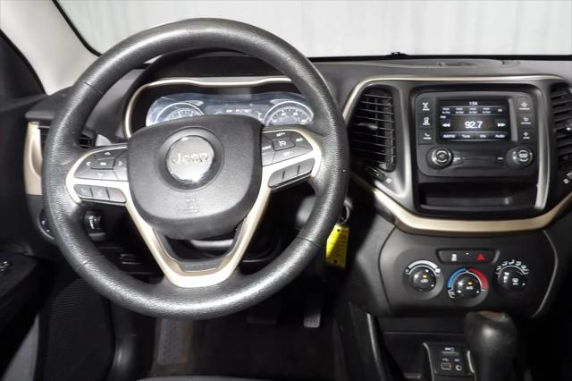 2015 Jeep Cherokee Sport