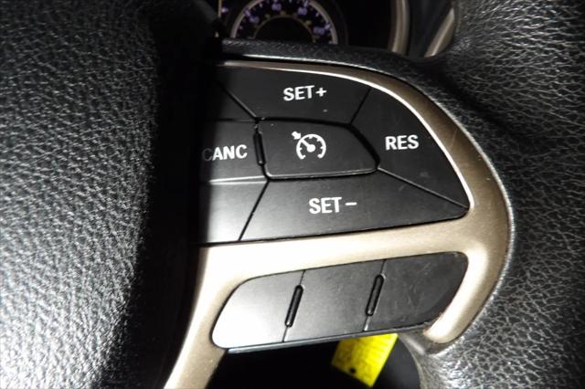 2015 Jeep Cherokee Sport