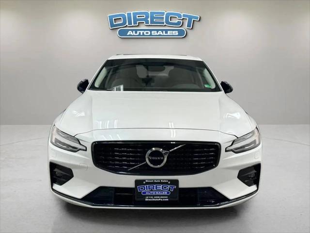 2022 Volvo S60 B5 Momentum