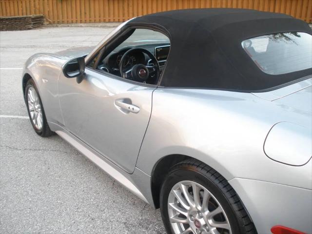 2018 Fiat 124 Spider Classica