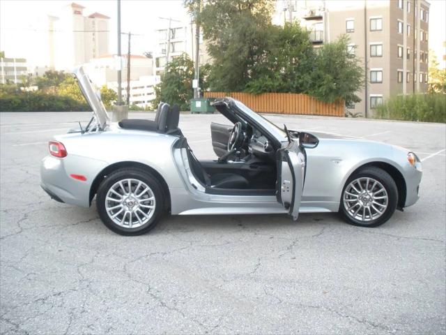 2018 Fiat 124 Spider Classica