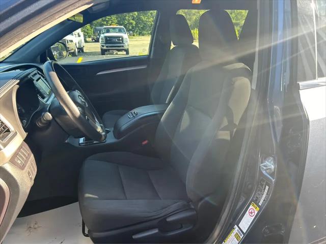 2018 Toyota Highlander LE