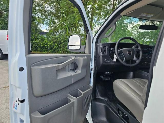 2025 GMC Savana Cargo RWD 2500 Regular Wheelbase Work Van