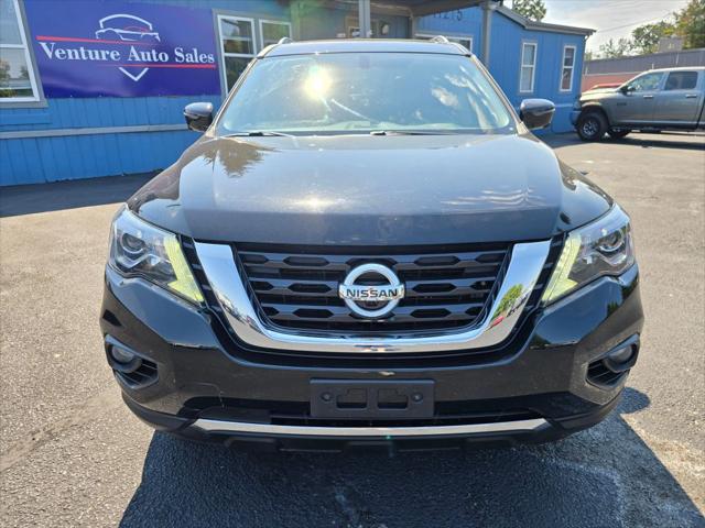 2017 Nissan Pathfinder SL