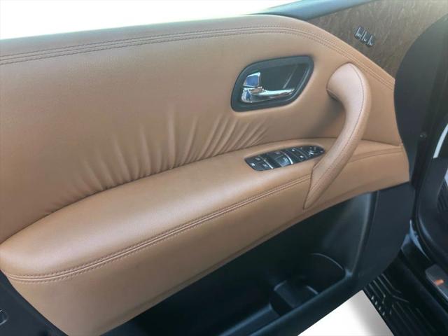 2016 INFINITI QX80 Base