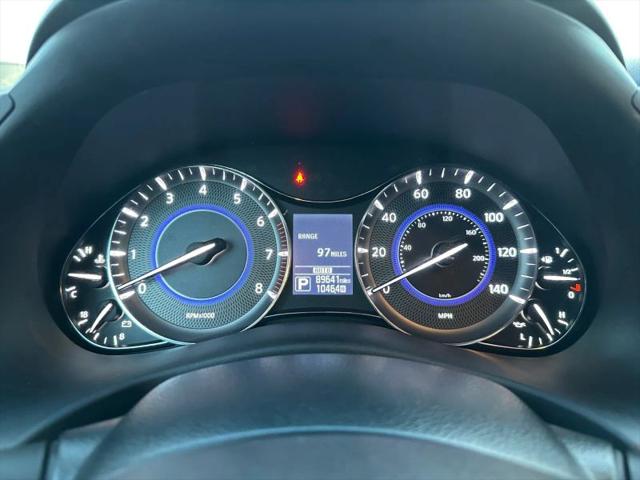 2016 INFINITI QX80 Base