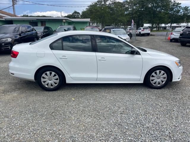 2015 Volkswagen Jetta 2.0L S