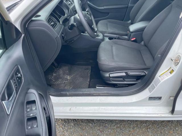 2015 Volkswagen Jetta 2.0L S