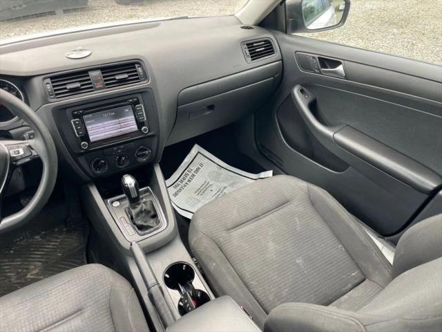 2015 Volkswagen Jetta 2.0L S