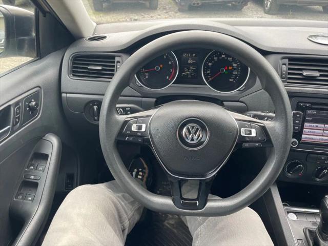 2015 Volkswagen Jetta 2.0L S